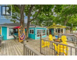 2090 LAKESHORE Road - 32
