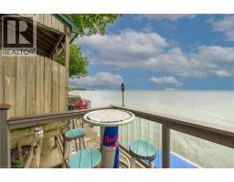 2090 LAKESHORE Road - 33