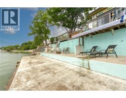 2090 LAKESHORE Road - 39