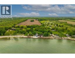 2090 LAKESHORE Road - 48