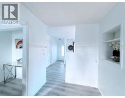 374 VICTORIA Road N - 37