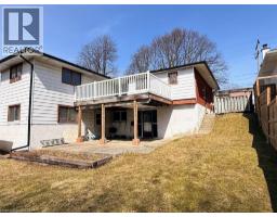 374 VICTORIA Road N - 40