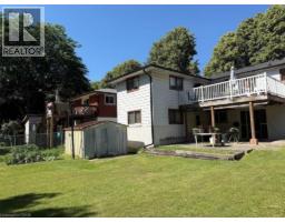 374 VICTORIA Road N - 44