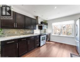 54 WEIR Street S - 12