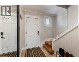 54 WEIR Street S - 3