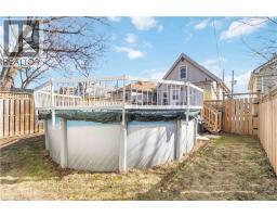 54 WEIR Street S - 39