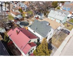 54 WEIR Street S - 40