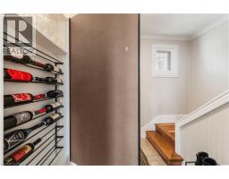 54 WEIR Street S - 7