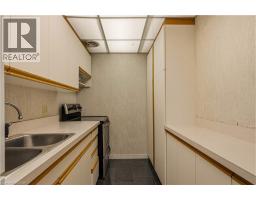 78 TERRACE Drive - 43