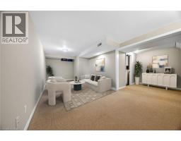 25 WALKER Court - 17