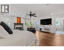 2147 BERWICK Drive - 18