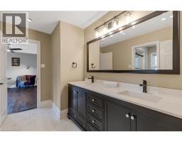 2147 BERWICK Drive - 25