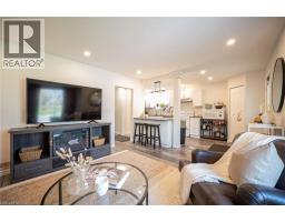 18 ARMSTRONG Avenue - 10