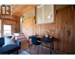 18 ARMSTRONG Avenue - 26