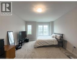 105 ALICIA Crescent - 22