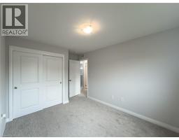 105 ALICIA Crescent - 28
