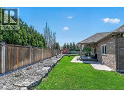 19 LAMPMAN Drive - 36