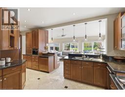 18 BRANT Road N - 14