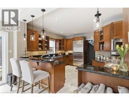 18 BRANT Road N - 15