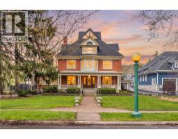 18 BRANT Road N - 2