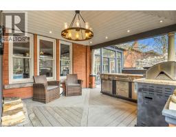 18 BRANT Road N - 39