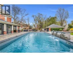 18 BRANT Road N - 43