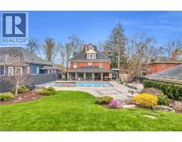18 BRANT Road N - 45