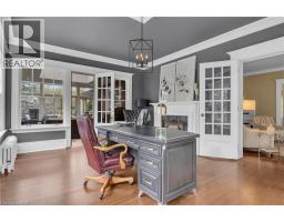 18 BRANT Road N - 7