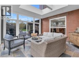 18 BRANT Road N - 9