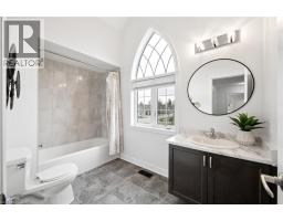 414 THOMPSON Street - 25