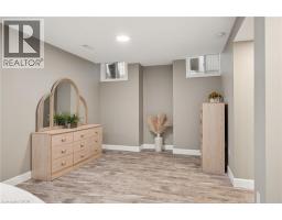 414 THOMPSON Street - 29