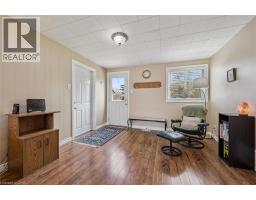 39 CHARLOTTE Crescent - 30