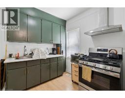 26 ALBINA Street - 17