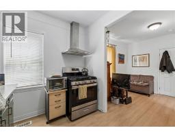 26 ALBINA Street - 19