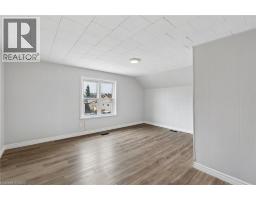 26 ALBINA Street - 22