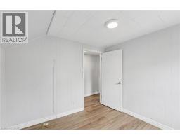 26 ALBINA Street - 26