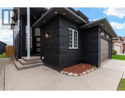 210 HAWKSWOOD Drive - 7