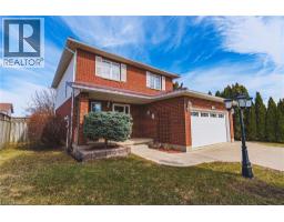 110 HIGHBURY Drive - 1