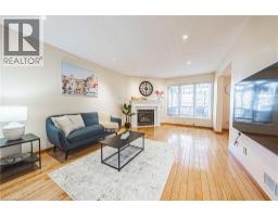 110 HIGHBURY Drive - 7