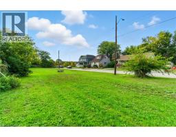 11 KNAPMANS Drive - 14