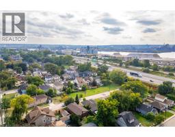 11 KNAPMANS Drive - 19
