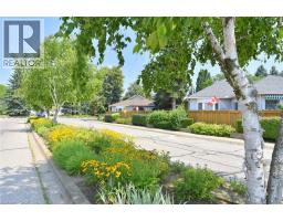 600 SILVERBIRCH Boulevard UnitNo. 102 - 33
