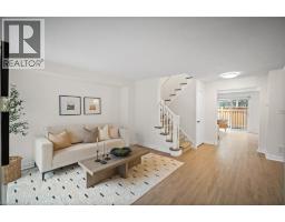 320 HAMILTON Drive UnitNo. 10 - 2