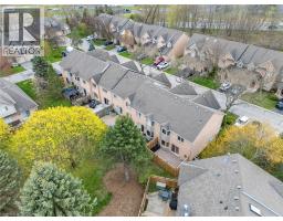 320 HAMILTON Drive UnitNo. 10 - 47