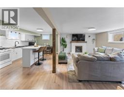 142 MARCELLA Crescent - 35