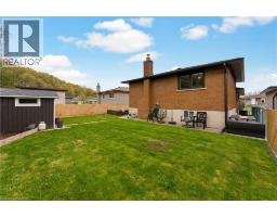 142 MARCELLA Crescent - 44