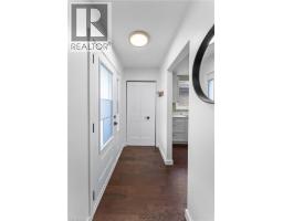 142 MARCELLA Crescent - 5