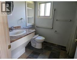 19 BENSON Avenue - 11