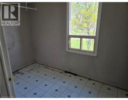 19 BENSON Avenue - 13