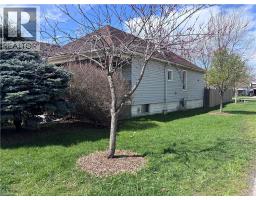 19 BENSON Avenue - 18